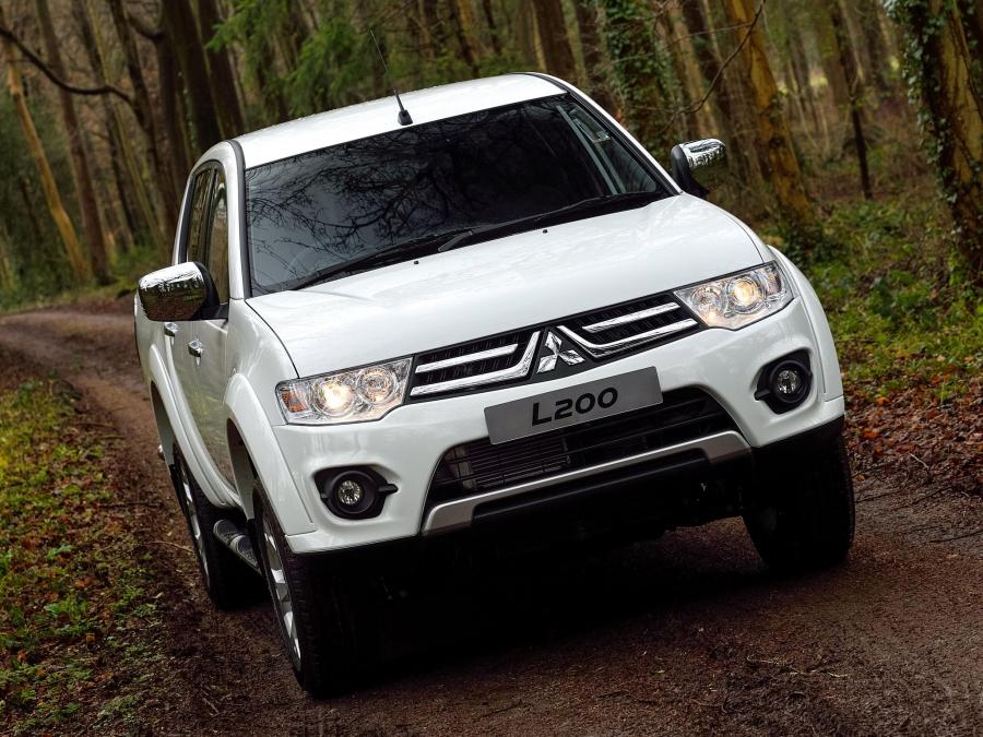  Mitsubishi L200 Barbarian 2014 года  (фото 8 из 17)